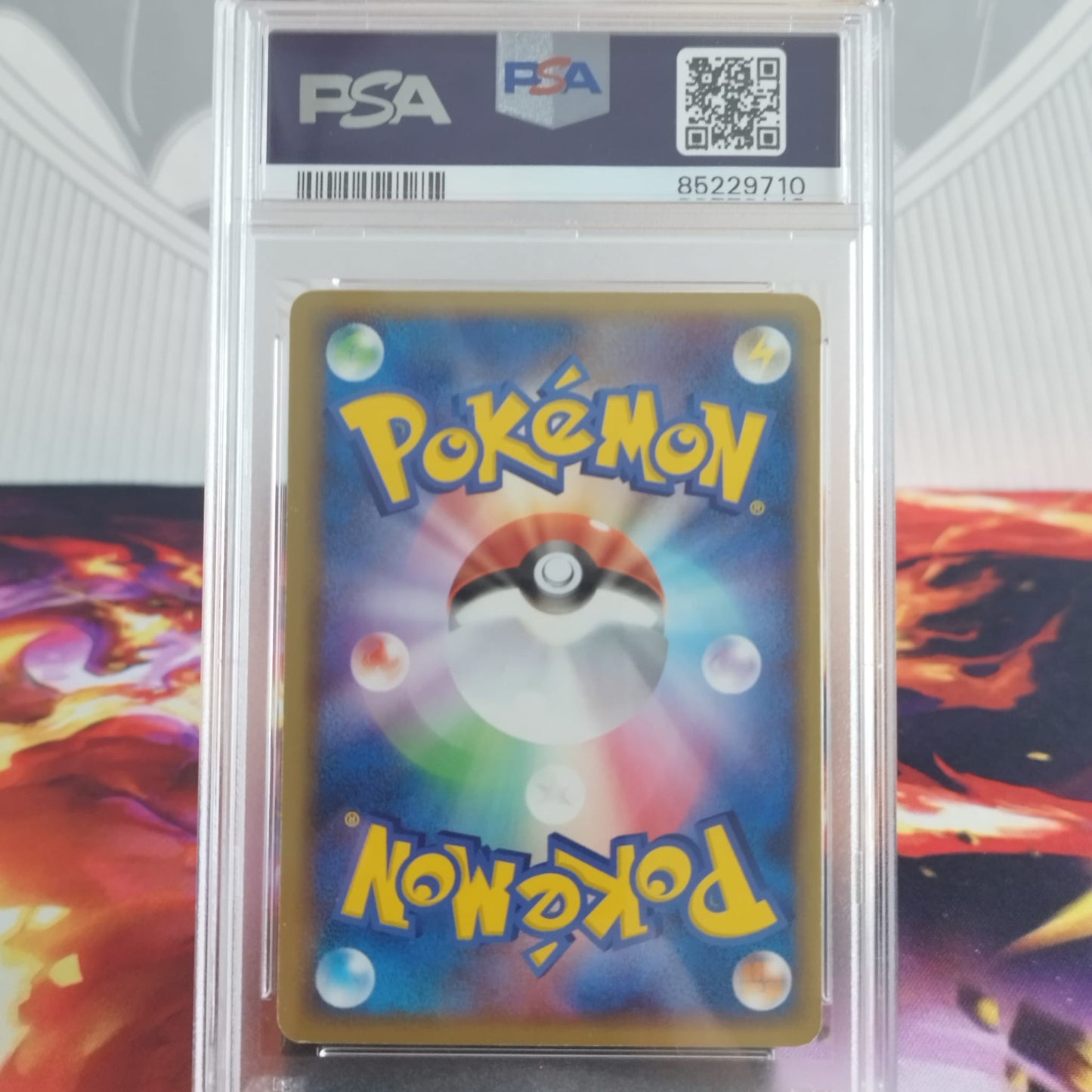 Graded Kabutops (Japanese) PSA 6